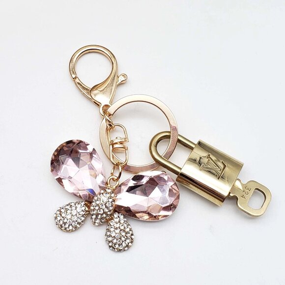 Authentic Louis Vuitton Lock & Key with unbranded Butterfly Bagcharm, Keycharm - Picture 4 of 6